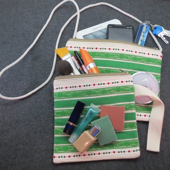 Set of 2 Matching Green Lace Hand Crafted Totes Zippered Makeup Bags NEW - Picture 4 of 4